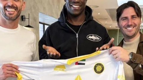 风暴之巅对决！飓风战队主场力克门多萨独立，轻松锁定三分盛宴！