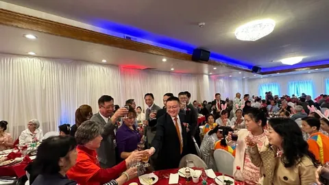 日本轻松击败中国晋级世界杯外围赛，印尼战胜沙特晋级下一轮